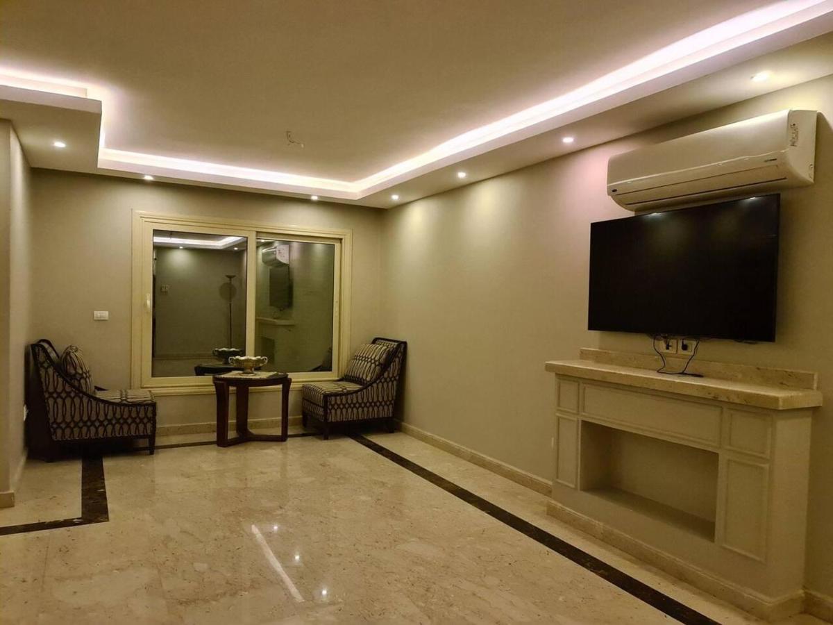 Spacious Executive Luxury Apartment With Balcony Il Il Cairo Esterno foto