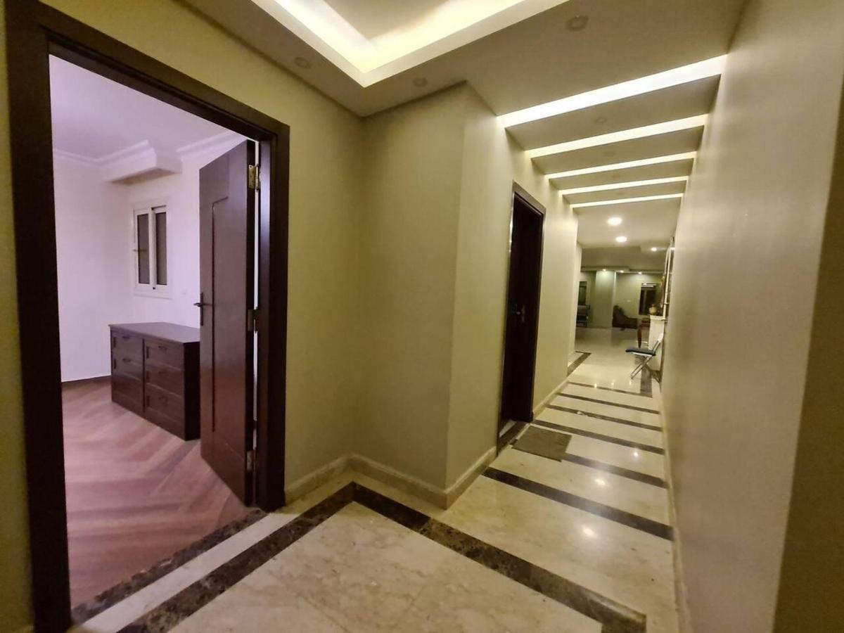 Spacious Executive Luxury Apartment With Balcony Il Il Cairo Esterno foto